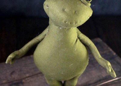 froggy cloth magic doll